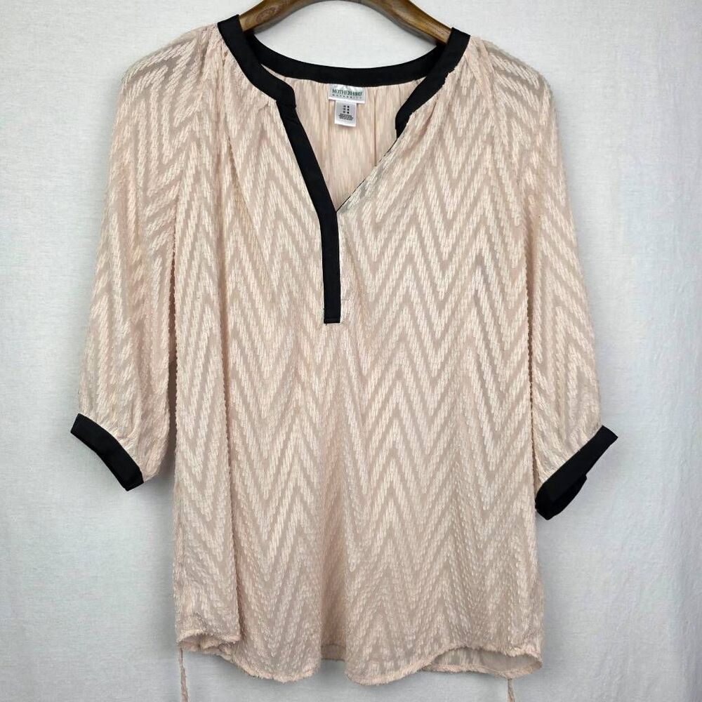 Motherhood Maternity Blouse Chevron Cream M
